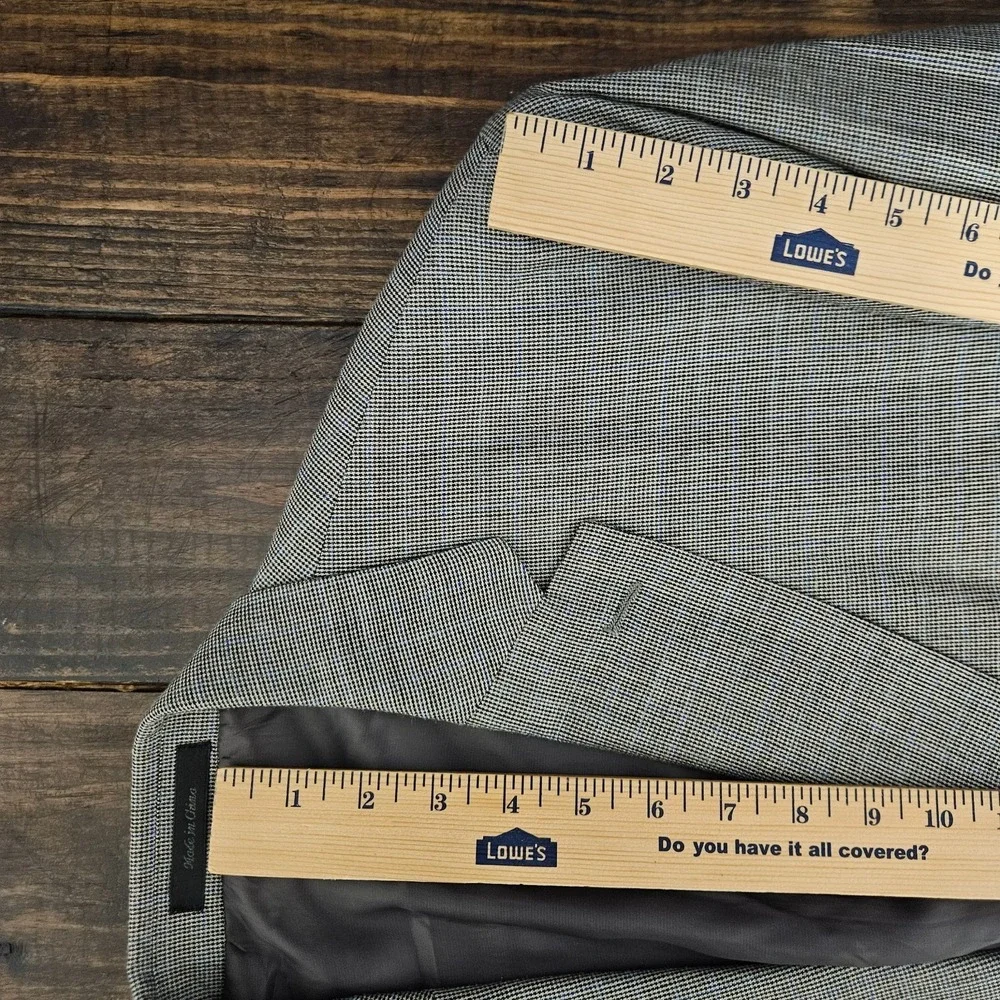 Lauren Ralph Lauren Men's Sport Coat Blazer Two Button Gray Plaid Silk Wool 46S